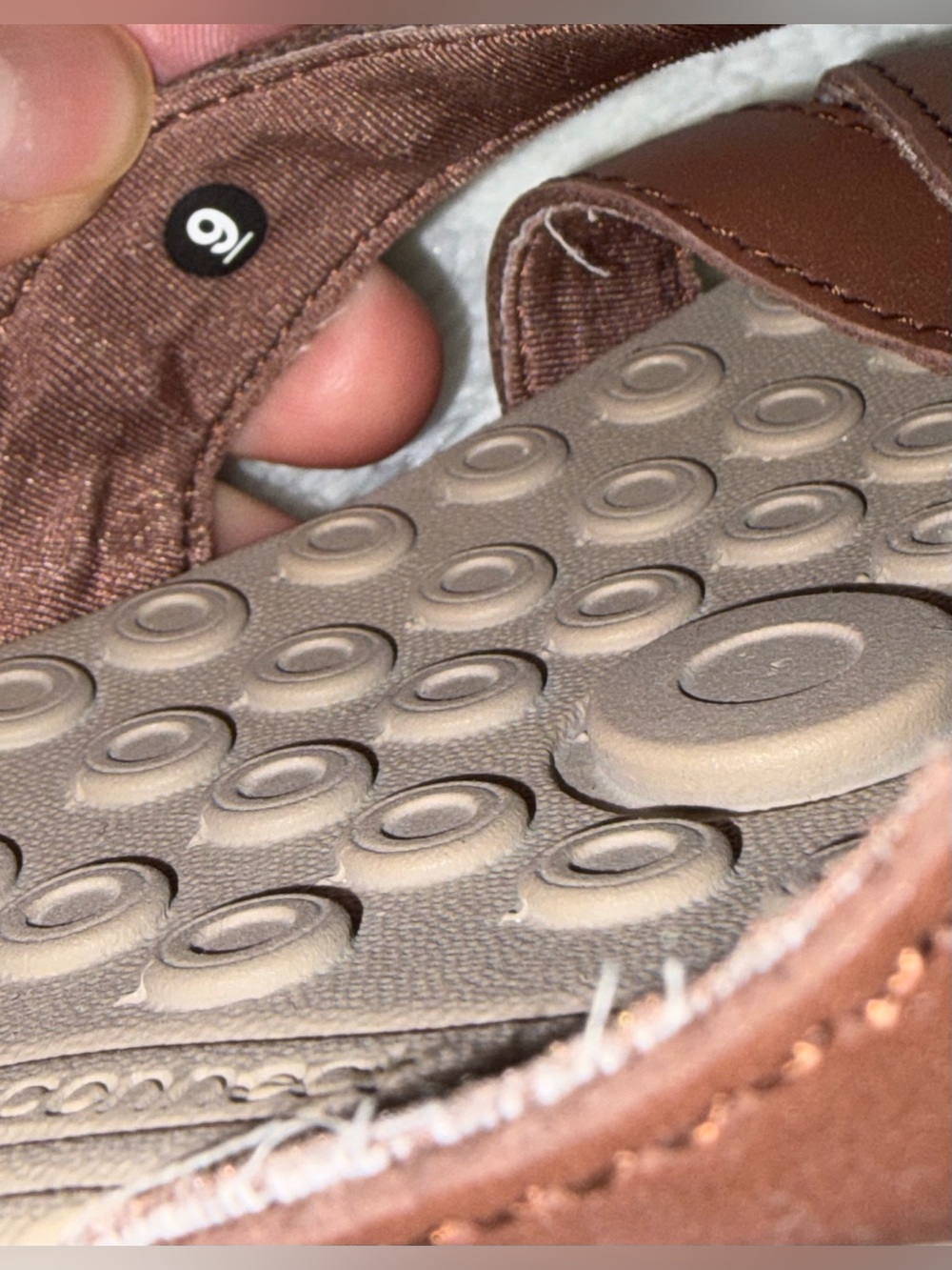 2 Pair Skechers On-The-Go Connect Performance Sandals Size 9 (black is NWT) - Picture 9 of 11